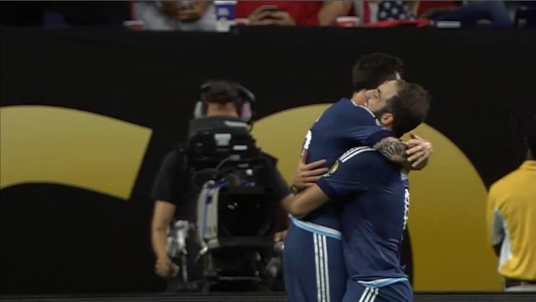 L'Argentina vola in finale dopo il 4-0 agli Usa. Stanotte Cile-Colombia