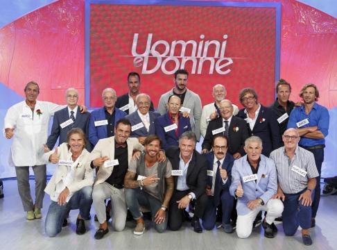 Caos sul trono over di #uominiedonne