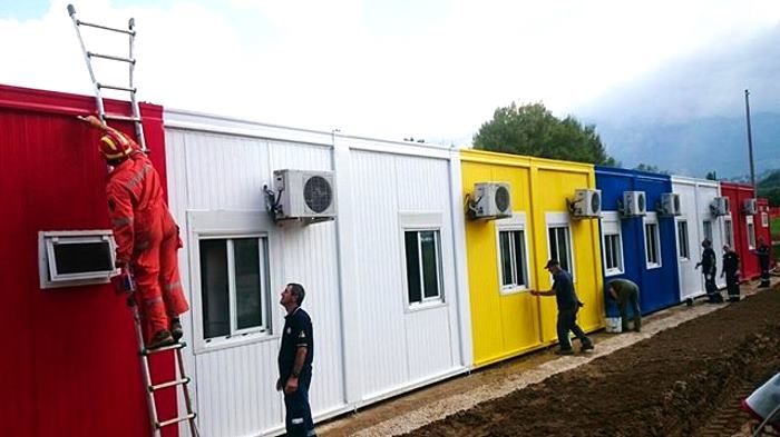 Inaugurata alla presenza del ministro Giannini la scuola di Amatrice