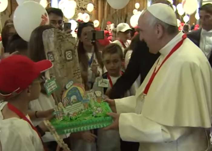 L'incontro del Papa con i bambini terremotati in occasione dell’iniziativa Il Treno dei Bambini