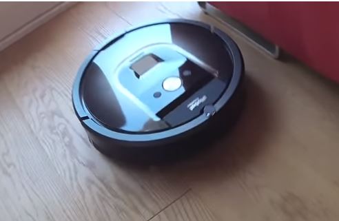 Robot aspirapolvere, pulisci pavimenti e pulisci vetri