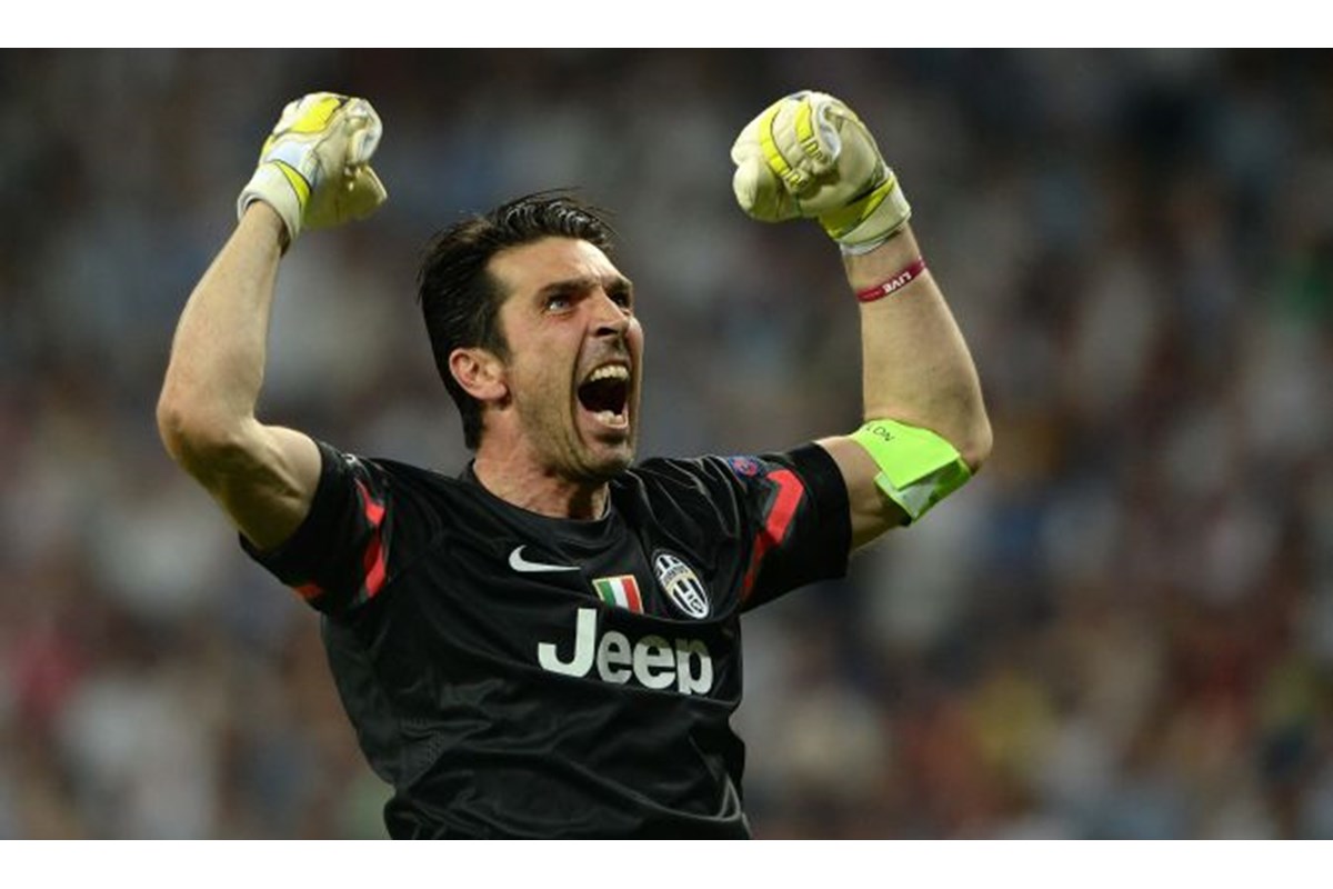 Buffon diventa leggenda, superato il record di Sebastiano Rossi