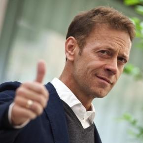 Rocco Siffredi si mostra nudo e scandalizza la Francia