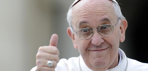 Vescovi cattolici divisi su preti sposati. Realtà per la chiesa universale: riammetterli grande risorsa